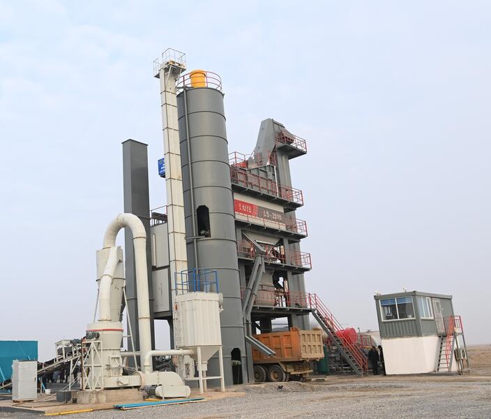 В Жанакорганском районе открылся асфальтовый завод