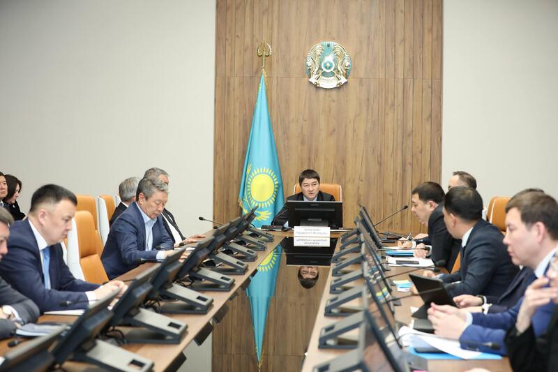 В акимате области рассмотрены вопросы санитарной безопасности, продовольственной стабильности и развития спортивной инфраструктуры