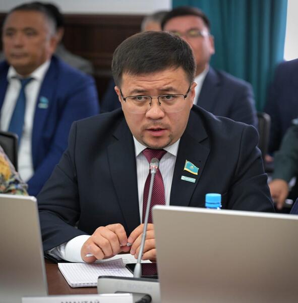 Сегодня в Павлодаре прошло выездное заседание Комитета по вопросам экологии и природопользования Мажилиса Парламента РК, посвящённое вопросам экологической безопасности региона