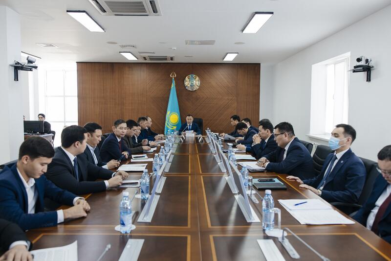 В Атырау состоялось совещание по вопросам развития пассажирских перевозок и расширения маршрутной сети