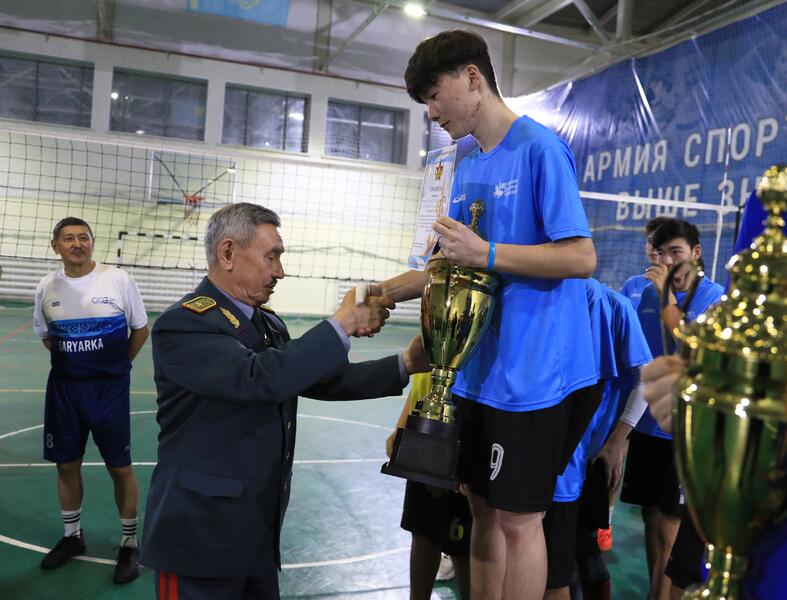В Астане определились победители турнира по волейболу памяти генерала армии Сагадата Нурмагамбетова
