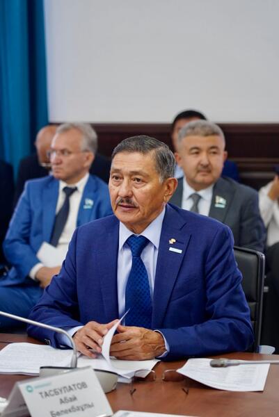 Аким области Асаин Байханов принял участие в заседании Комитета партийного контроля партии «AMANAT»