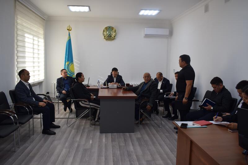 Аким города провёл приём граждан по личным вопросам