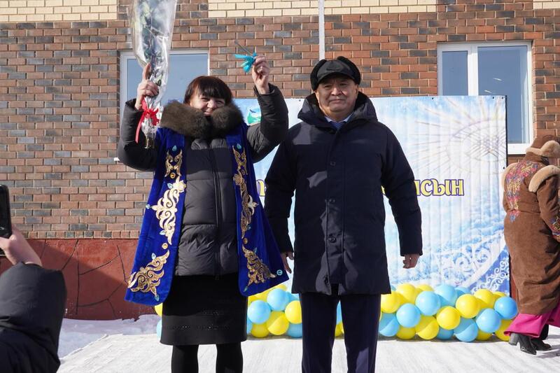 Ключи от новых квартир вручили жителям г. Макинска