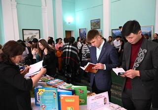 В Талдыкоргане в первый день книжной ярмарки представили свыше 500 изданий
