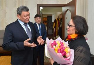 Ольга Ростовщикова и Рауза Кашенева получили поздравительные письма Президента страны