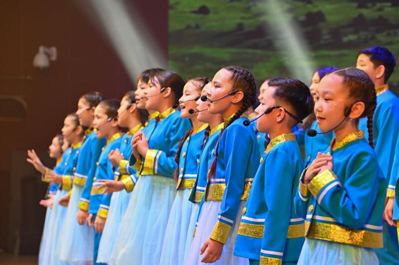 В Астане состоялся отчетный концерт студии «Жас сарбаз» имени Нургисы Тлендиева