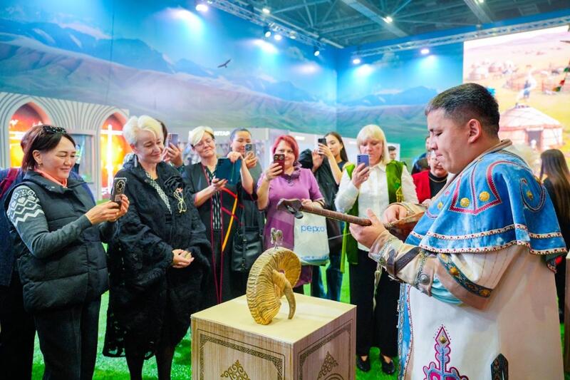 В Астане проходит книжная ярмарка Nauryz Kitap Fair