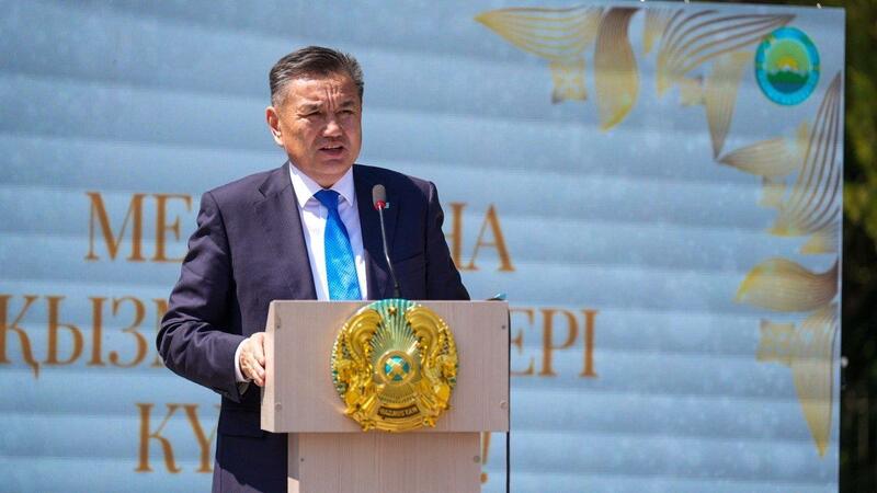 В ВКО наградили лучших врачей