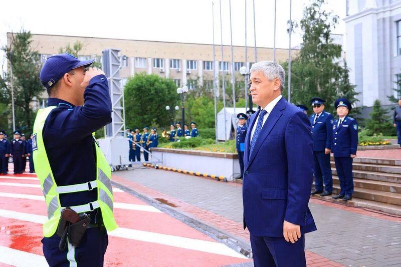 Современные лаборатории, новые патрульные машины и мотоциклы получили карагандинские полицейские