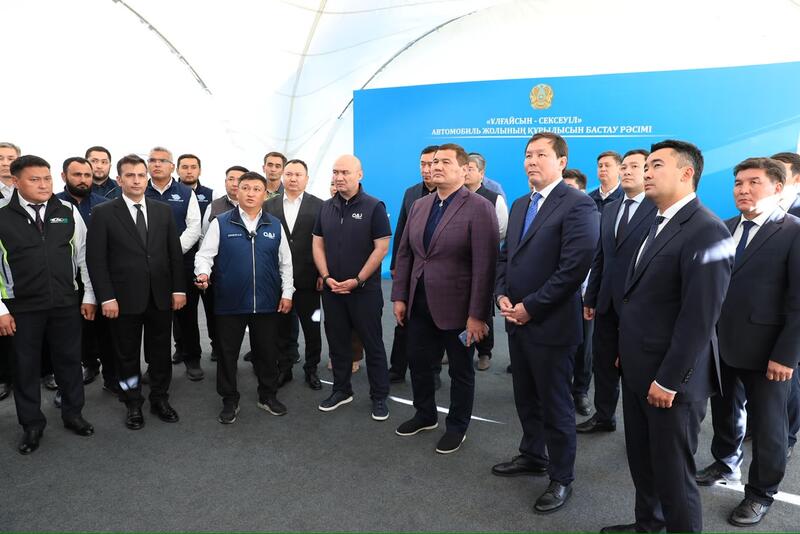 Нурлыбек Налибаев ознакомился с ходом дорожного строительства в Актюбинской области