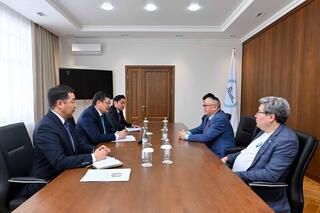 Аким области встретился с депутатом Мажилиса Парламента Нурланом Ауесбаевым
