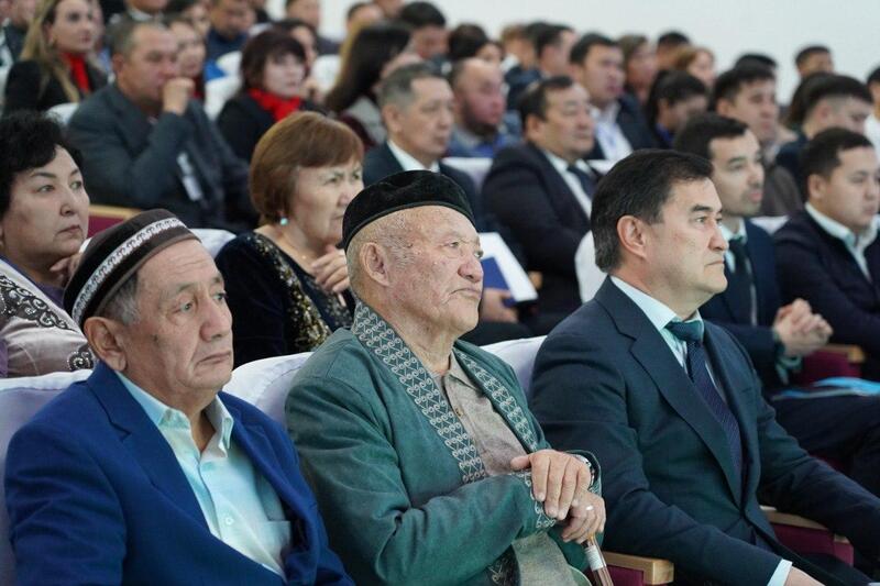 На встрече с населением Буландынского района аким области Марат Ахметжанов обсудил актуальные вопросы развития региона