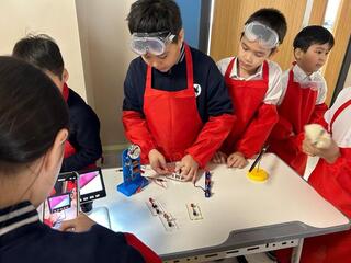 Робототехника, 3D-технология: в столичной школе открыты инновационные кабинеты STEAM-направления