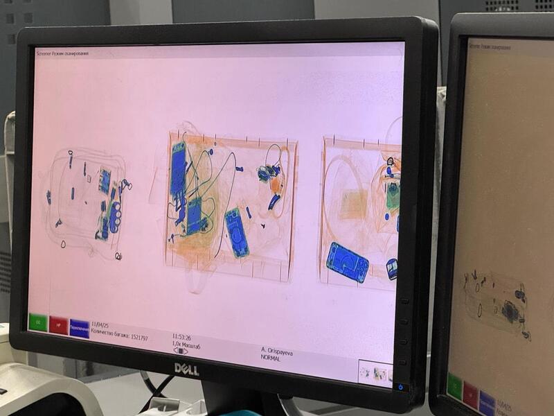 Год рабочих профессий: экскурсию по аэропорту организовали для столичных школников