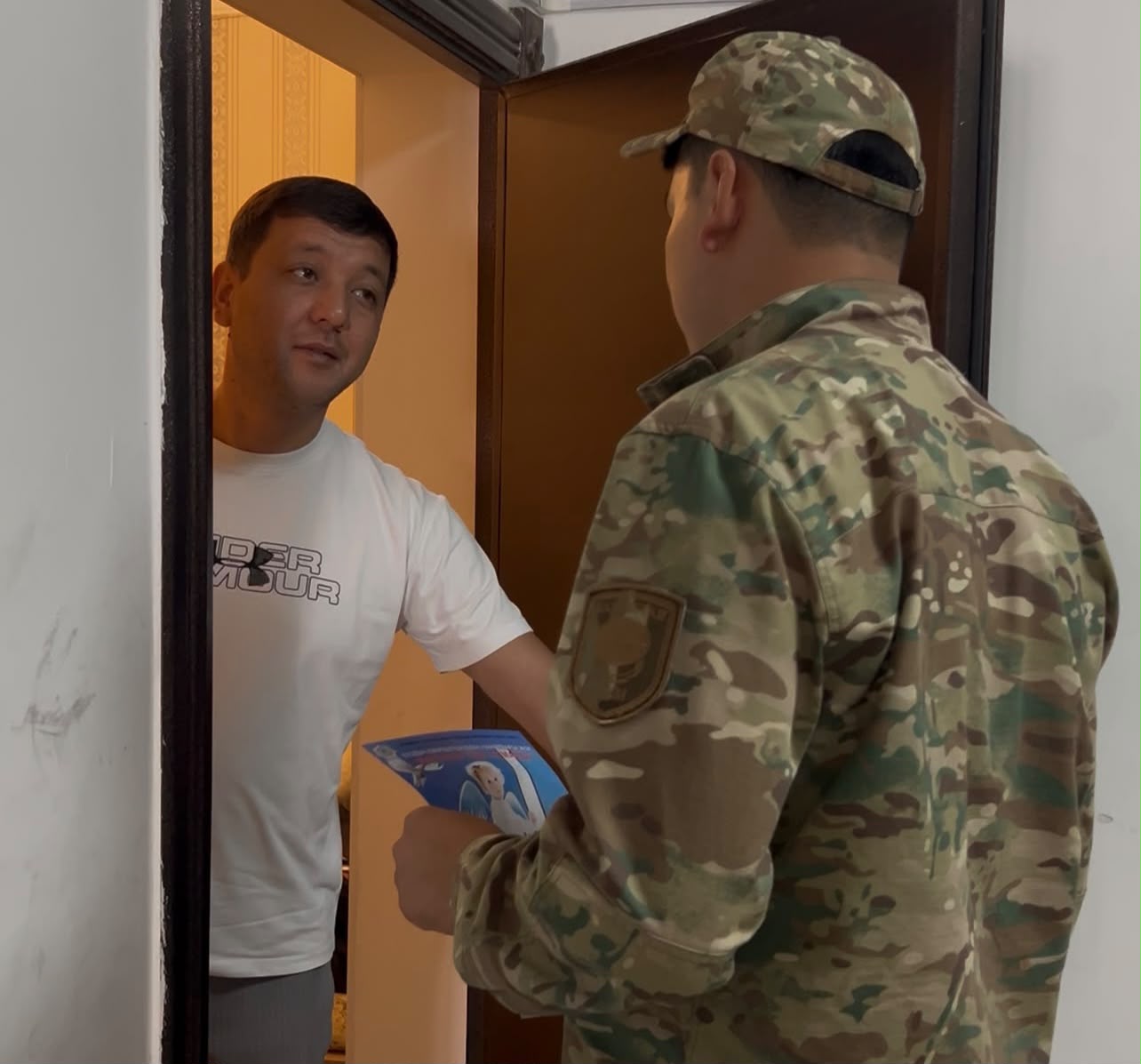 В ШЫМКЕНТЕ ПРОВЕДЕНА ПРОФИЛАКТИЧЕСКАЯ АКЦИЯ ПО ПРЕДУПРЕЖДЕНИЮ ПАДЕНИЯ ДЕТЕЙ ИЗ ОКОН