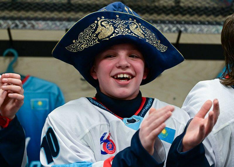 Карагандинские хоккеисты вместе с Astana Team взяли золото на международном турнире в Канаде