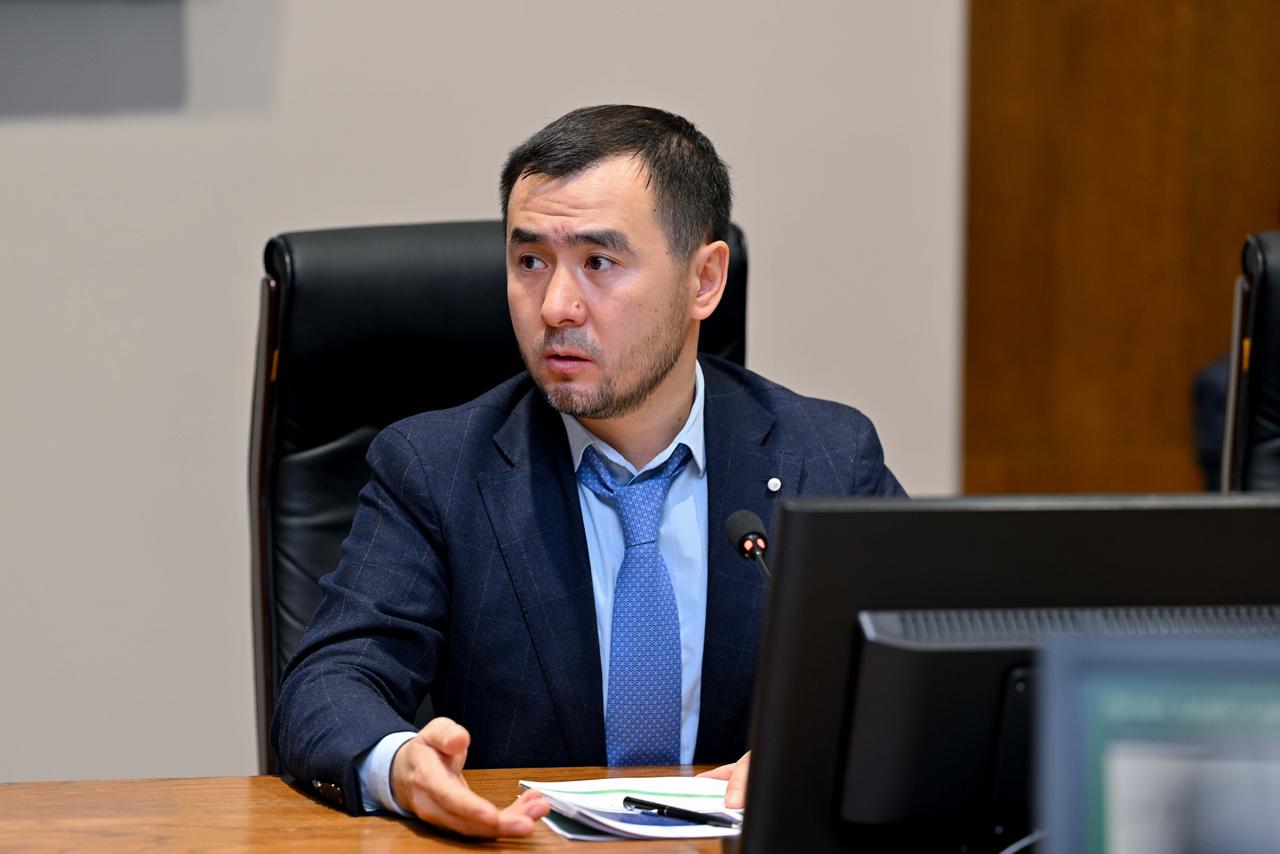 Аким области встретился с представителями АО «Транстелеком»