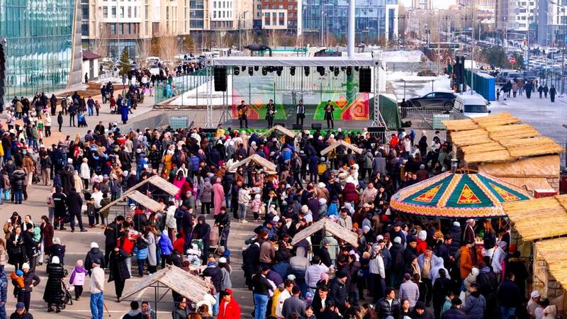 Digital-площадки, ярмарки, концерты: в Астане продолжается празднование Наурыза