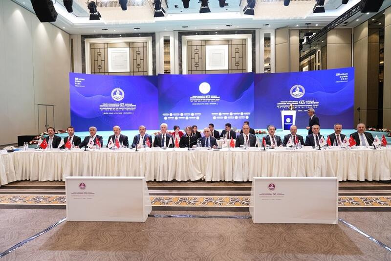 В Стамбуле представители конституционных судов 35 стран обсудили вызовы XXI века