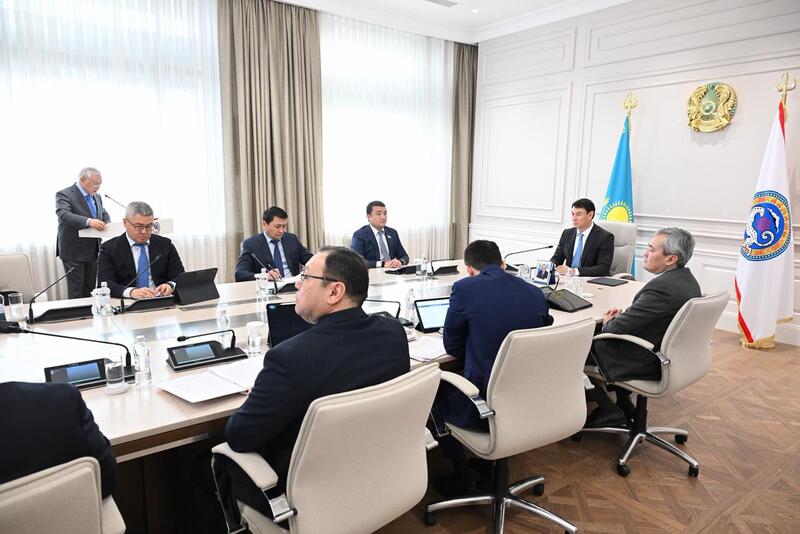 Приоритеты модернизации — в плоскости конкретных решений: в Алматы обсудили реализацию задач, обозначенных Главой государства