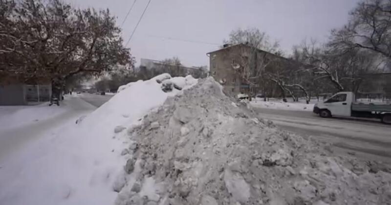 Аким ВКО проверил очистку улиц Усть-Каменогорска от снега и работу транспорта