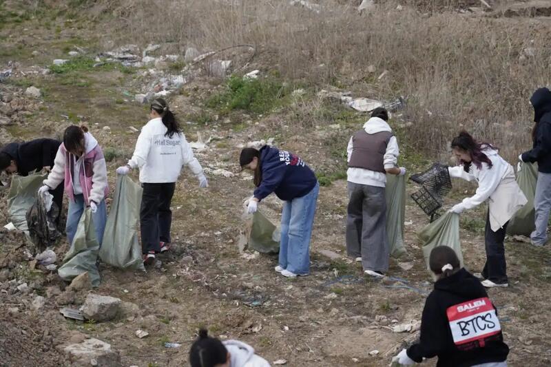 «Таза Қазақстан»: столичные школьники в рамках акции разделились на три команды и определили сильнейшего