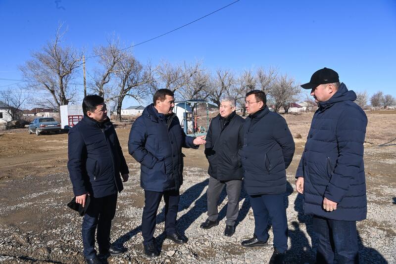Глава региона ознакомился с ходом реконструкции канала «Кызылжарма» и улицы Сагымбаева