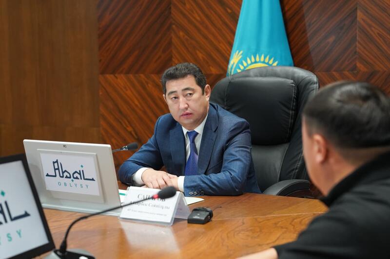 Айдарбек Сапаров обсудил с аграриями области Абай развитие АПК и меры господдержки