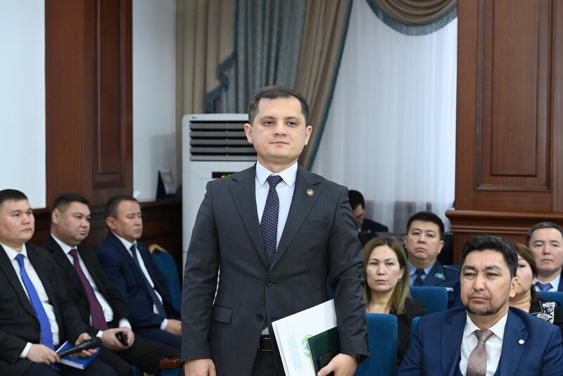 Рассмотрены вопросы развития и цифровизации транспортно-транзитной отрасли