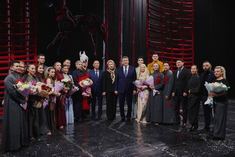 Аким области посетил премьеру этнопластического перформанса «Ботай» театра Sensitive