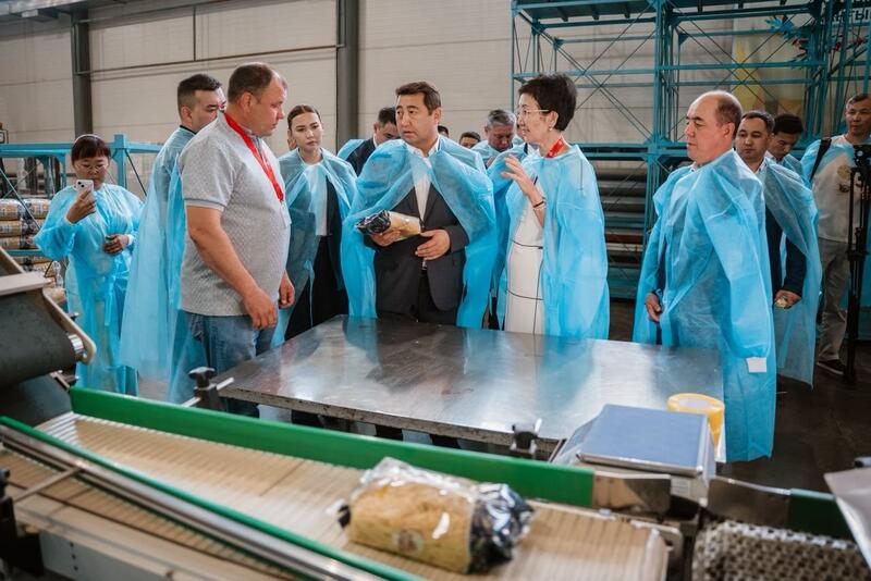 Айдарбек Сапаров ознакомился с развитием перерабатывающей отрасли ЗКО