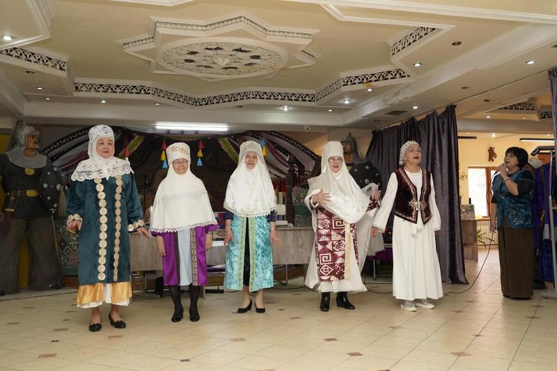 Новые возможности для пенсионеров: сотни пожилых людей в Астане посещают бесплатные кружки