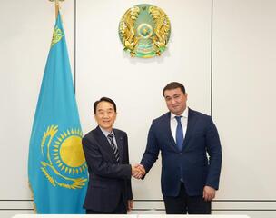 НУРАЛХАН КОШЕРОВ ВСТРЕТИЛСЯ С ПОЧЕТНЫМ ПРЕДСЕДАТЕЛЕМ ОБРАЗОВАТЕЛЬНОГО ФОНДА WOOSONG