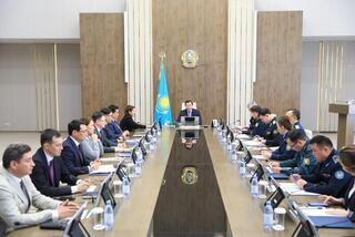 Обсуждены вопросы профилактики правонарушений под председательством главы региона