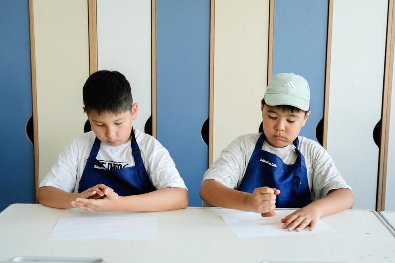 В Астане для школьников организован лагерь Hogwarts