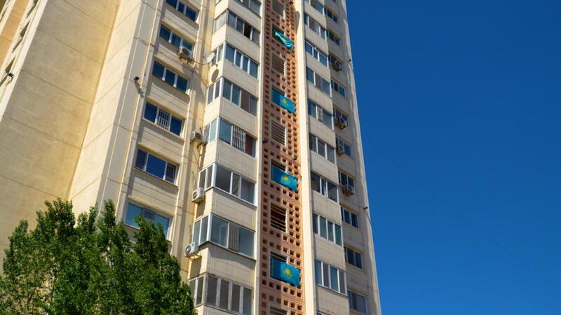 День государственных символов: в Астане стартовала традиционная акция «Моя страна — мой флаг»