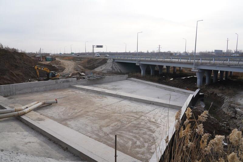 Рабочая поездка акима области в Шортандинский район: развитие инфраструктуры и встреча с ветераном труда