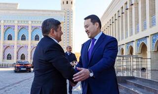 В Таразе с участием глав правительств Казахстана и Кыргызстана проходит заседание Межправительственного совета двух стран
