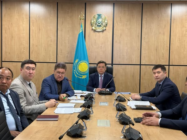 ТУРКЕСТАН: ОБСУДИЛИ ПУТИ ПОВЫШЕНИЯ ДОСТУПНОСТИ СИСТЕМЫ ОСМС И ПОВЫШЕНИЯ КАЧЕСТВА МЕДИЦИНСКИХ УСЛУГ