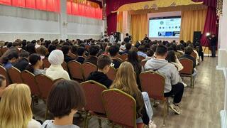 Наркомания, буллинг и вейпы: студенты колледжей Карагандинской области обсудили непростые темы  