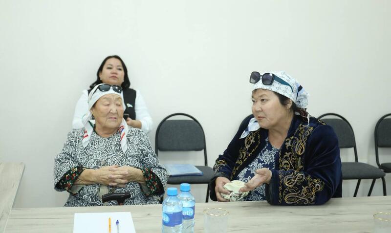 Нурдаулет Килыбай принял жителей Тупкараганского района по личным вопросам