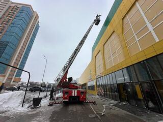 Столичные огнеборцы провели пожарно-тактические учения в торговом центре «Әлем»