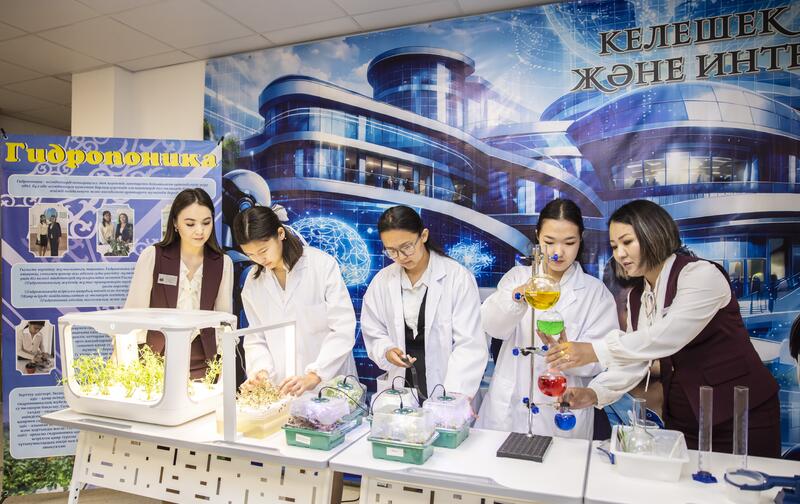 Две новые школы открылись в Алматинской области