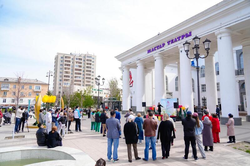 Праздничное мероприятие прошло около театра «Жастар» в Астане