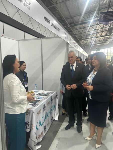 Казахстанские вузы представлены на международной выставке в Душанбе