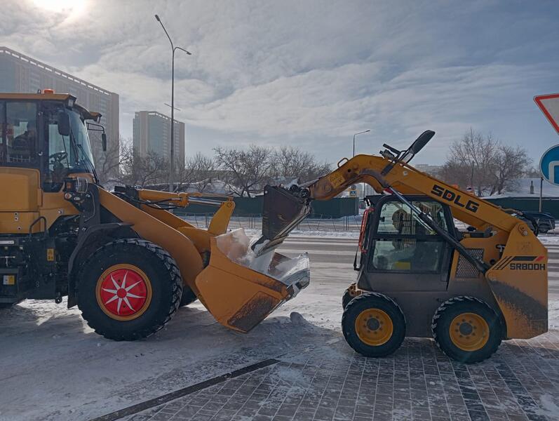 Снегопад в Астане: более 1700 единиц спецтехники задействованы в уборке снега в Астане