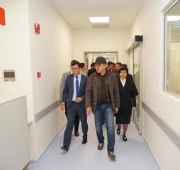 ТУРКЕСТАН: РУКОВОДИТЕЛЬ АППАРАТА ПРОИНСПЕКТИРОВАЛ ХОД СТРОИТЕЛЬСТВА РЯДА СОЦИАЛЬНЫХ ОБЪЕКТОВ