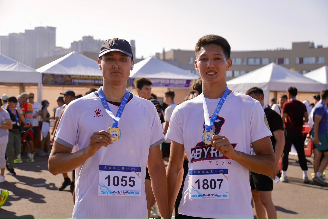 «ALMATY RUN»: В Астане более 2,5 тысяч человек пробежали дистанцию 6,2 километра