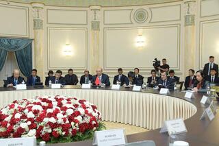 Акимы приграничных областей Казахстана приняли участие на совместной встрече с делегацией из КНР
